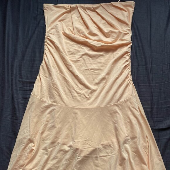 Abercrombie & Fitch - Tube Dress in Orange (BNWT) - Picture 3 of 7